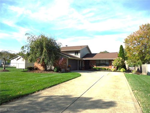 196 Pinnacle Dr, Brunswick, OH, 44212-1551 | Card Image