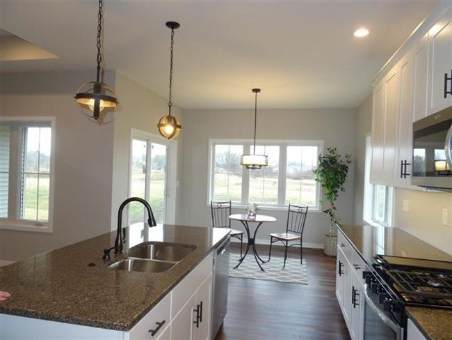3131 S Bartells Dr, Condo with 2 bedrooms, 2 bathrooms and null parking in BELOIT WI | Image 35