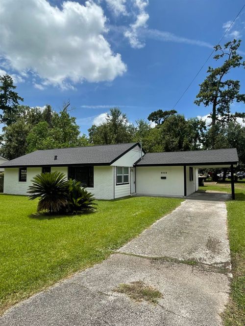 4395 El Paso St, Beaumont, TX, 77703-2031 | Card Image