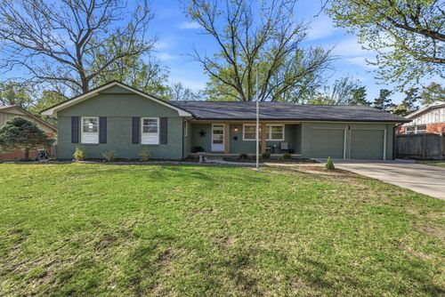7407 E Plaza Ln, Wichita, KS, 67206-2127 | Card Image