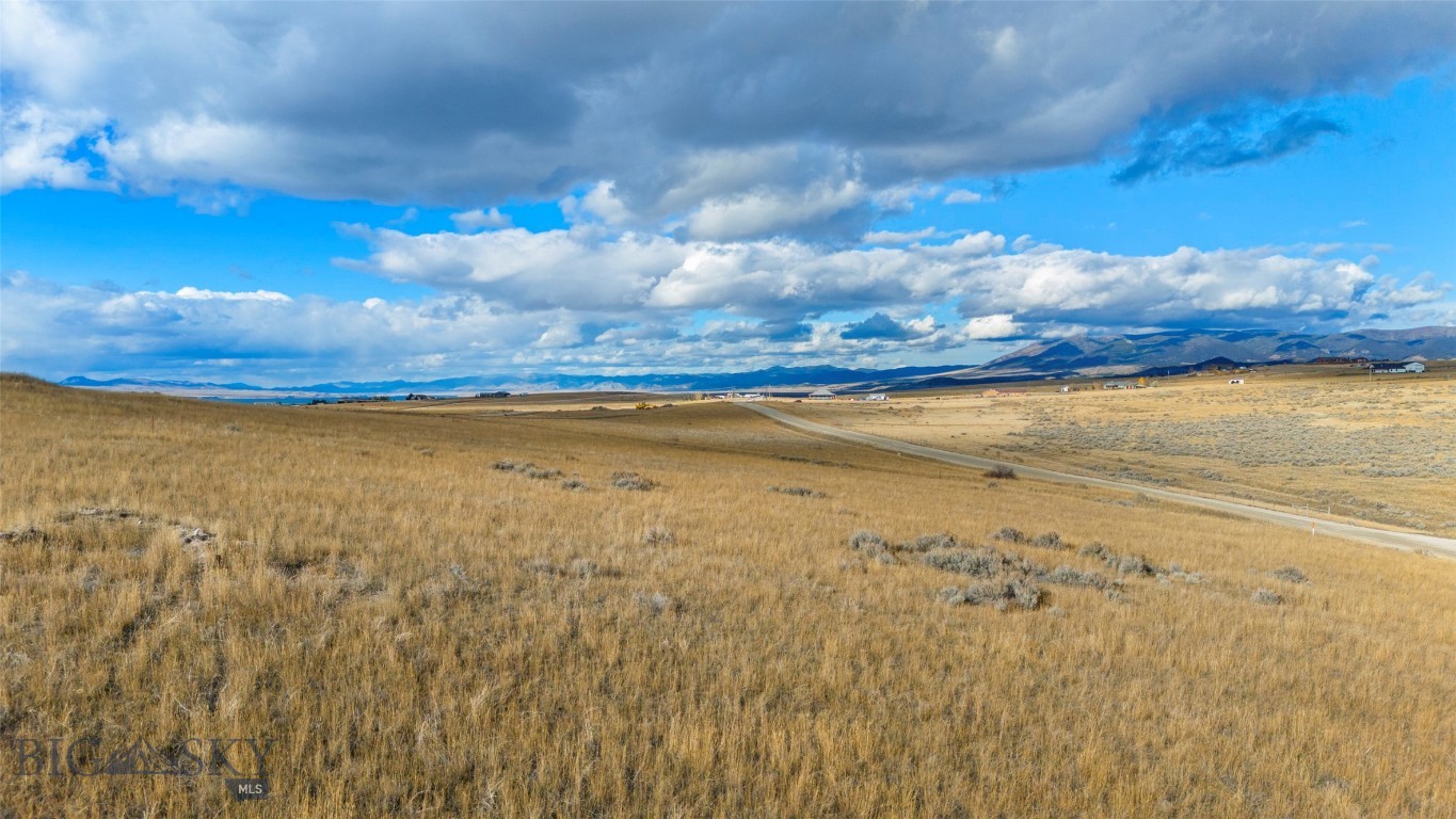 Land in Townsend