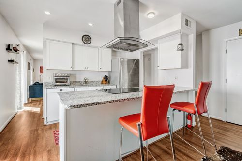 apt-z4-1900 Richard Jones Rd, Nashville, TN, 37215-2970 | Card Image