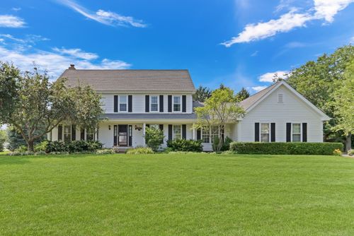 17533 W Mill Creek Crossing Dr, Gurnee, IL, 60031-4586 | Card Image