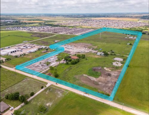 2661 V V Jones Rd, Venus, TX, 76084-4402 | Card Image