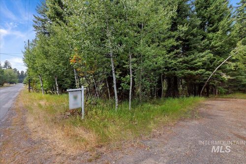 813 Reedy Ln, McCall, ID, 83638-3200 | Card Image