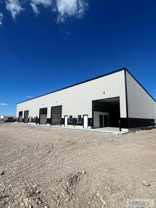 2-5643 Rammell Rd, Idaho Falls, ID, 83401-6770 | Card Image