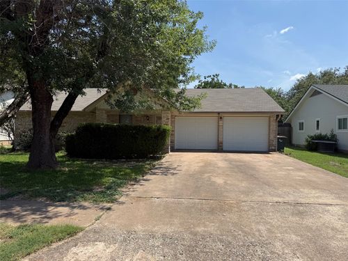 3511 Monument Dr, Round Rock, TX, 78681-3704 | Card Image