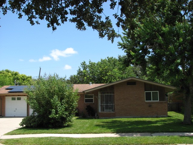Bradshaw Dr, Corpus Christi, TX 78412