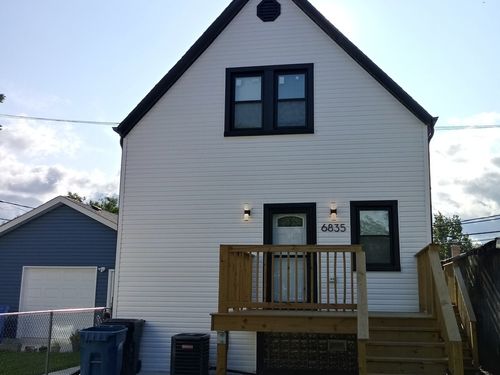 6835 S Oakley Ave, Chicago, IL, 60636-3140 | Card Image
