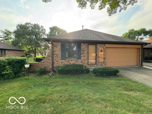 1215 Willow Springs Blvd, Brownsburg, IN, 46112-1858 | Card Image