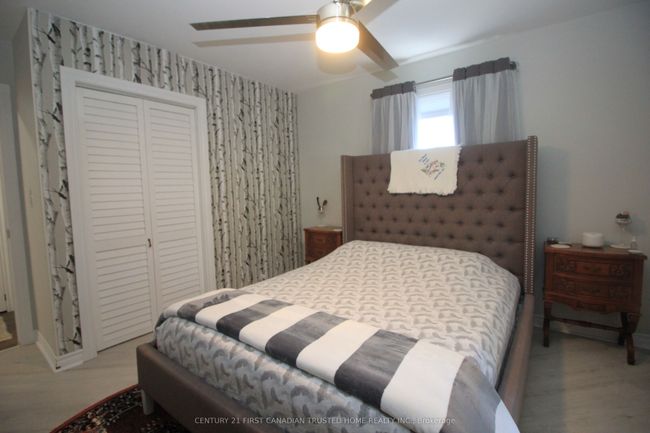 2294 Gore St, House other with 4 bedrooms, 2 bathrooms and 4 parking in Mount Brydges ON | Image 14