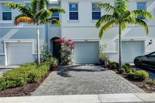 1843 Se Roxy Way, Stuart, FL, 34996-2856 | Card Image