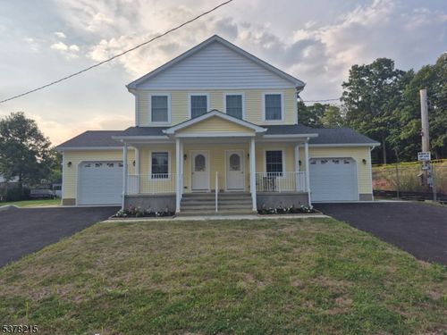 46 E Stewart St, Washington, NJ, 07882-1431 | Card Image