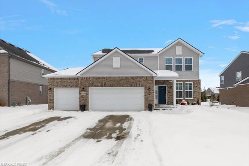 55543 Hogan Dr, Macomb, MI, 48042-1766 | Card Image