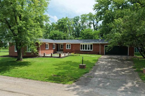 1204 Orchard Dr, Covington, IN, 47932-1353 | Card Image