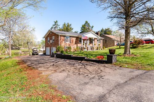 202 Cedarview Dr, Shepherdsville, KY, 40165-6191 | Card Image