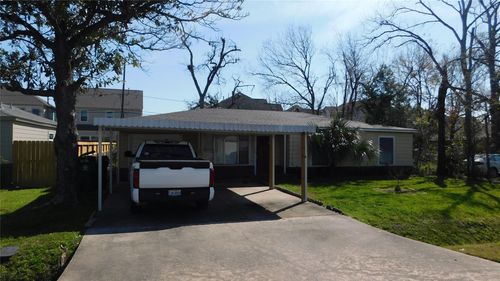 2206 Silverbonnet St, Houston, TX, 77055-1332 | Card Image