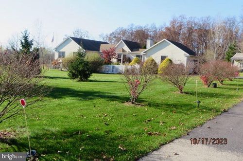 1310 Zipp Rd, PENNSBURG, PA, 18073-2420 | Card Image