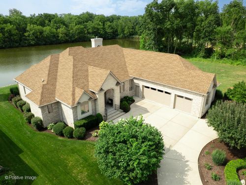 335 Edgewater Dr, Morris, IL, 60450-6869 | Card Image