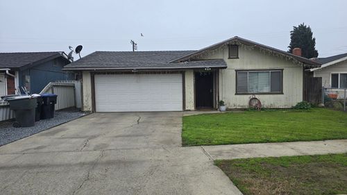 1441 N Leslie Ct, Visalia, CA, 93291-3262 | Card Image