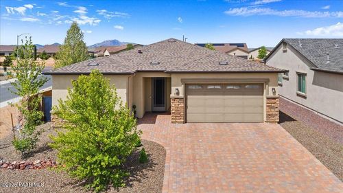 8610 N Sprouting Tree Dr, Prescott Valley, AZ, 86315-4052 | Card Image
