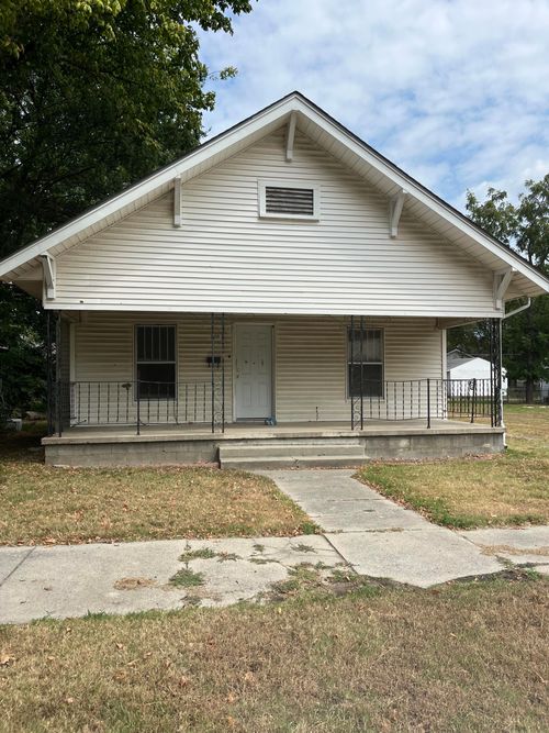 220 I St Nw, Miami, OK, 74354-5630 | Card Image