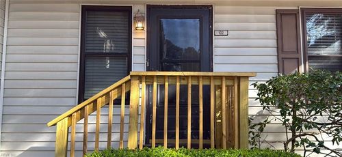 102-225 A View Avenue, Norfolk, VA, 23503 | Card Image
