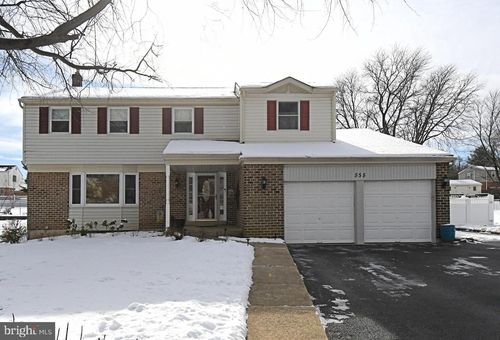 555 Saratoga Rd, King Of Prussia, PA, 19406-1584 | Card Image