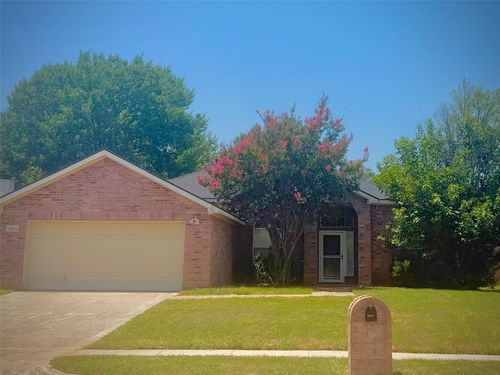 3203 Blue Jay Dr, Corinth, TX, 76210-4101 | Card Image