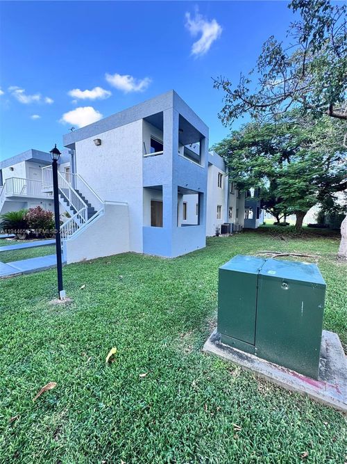 apt-104-6225 Sw 131st Ct, Miami, FL, 33183-5287 | Card Image