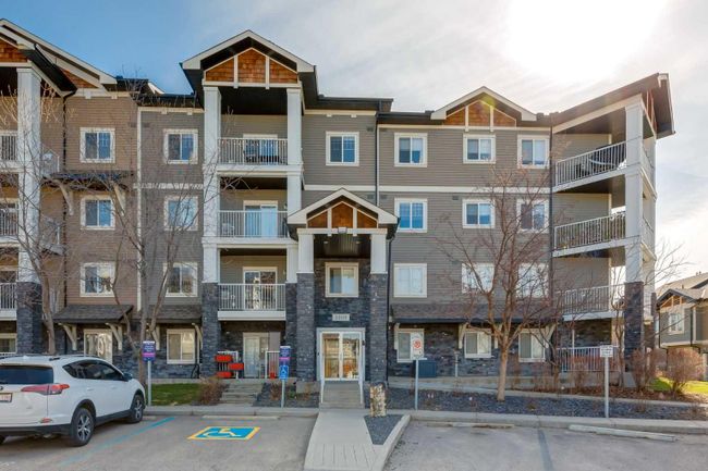 1210 - 115 Prestwick Villas Se, Home with 2 bedrooms, 2 bathrooms and 2 parking in Calgary AB | Image 1