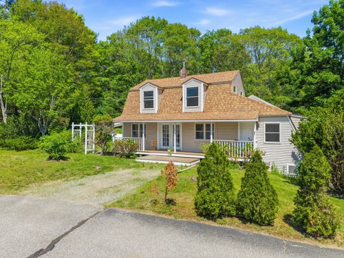 7 Cross Rd, Edgecomb, ME, 04556-3149 | Card Image