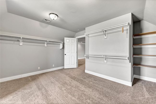 Upstairs closet | Image 19