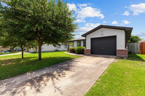 112 James Lin Cir, Kyle, TX, 78640-5347 | Card Image