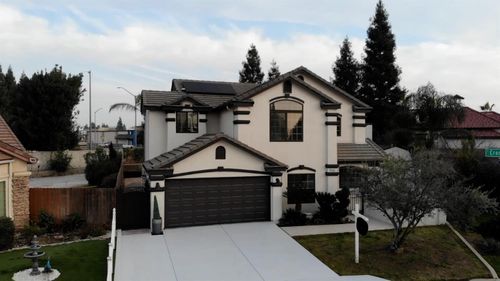 2991 E Cromwell Ave, Fresno, CA, 93720-6403 | Card Image