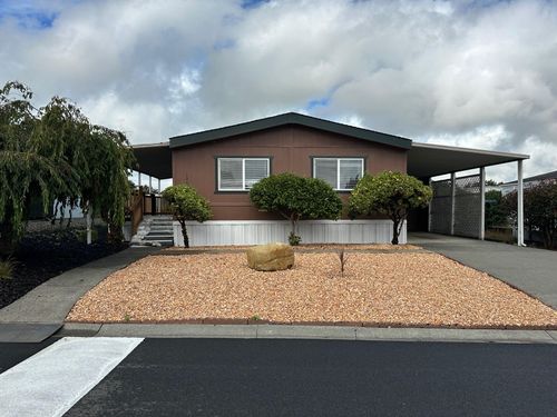 197 Empire Dr, Fortuna, CA, 95540-3445 | Card Image