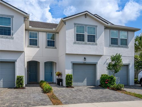 22-19319 Blue Pond Dr, LUTZ, FL, 33558-5632 | Card Image