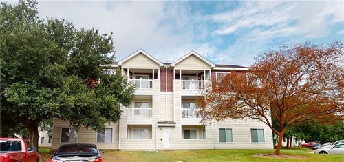 304-rooms-b-and-d-515 Southwest Pkwy, College Station, TX, 77840-7129 | Card Image