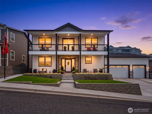 2977 Breckenridge Dr, East Wenatchee, WA, 98802-9317 | Card Image