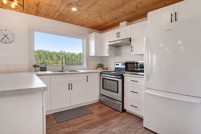 203 Healey Lake Rd, House other with 2 bedrooms, 1 bathrooms and null parking in Mactier ON | Image 12