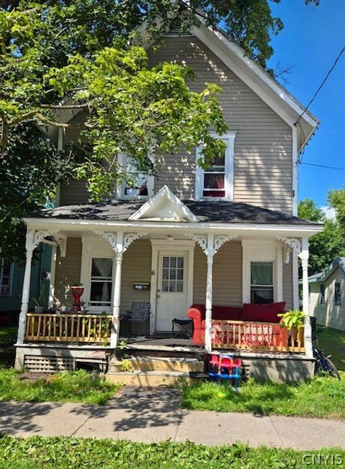 6 Winter St, Cortland, NY, 13045-2910 | Card Image
