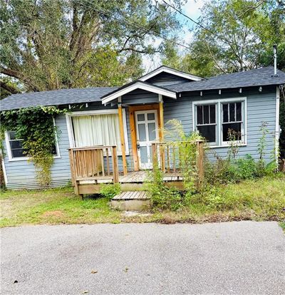 View of front of house | Image 1