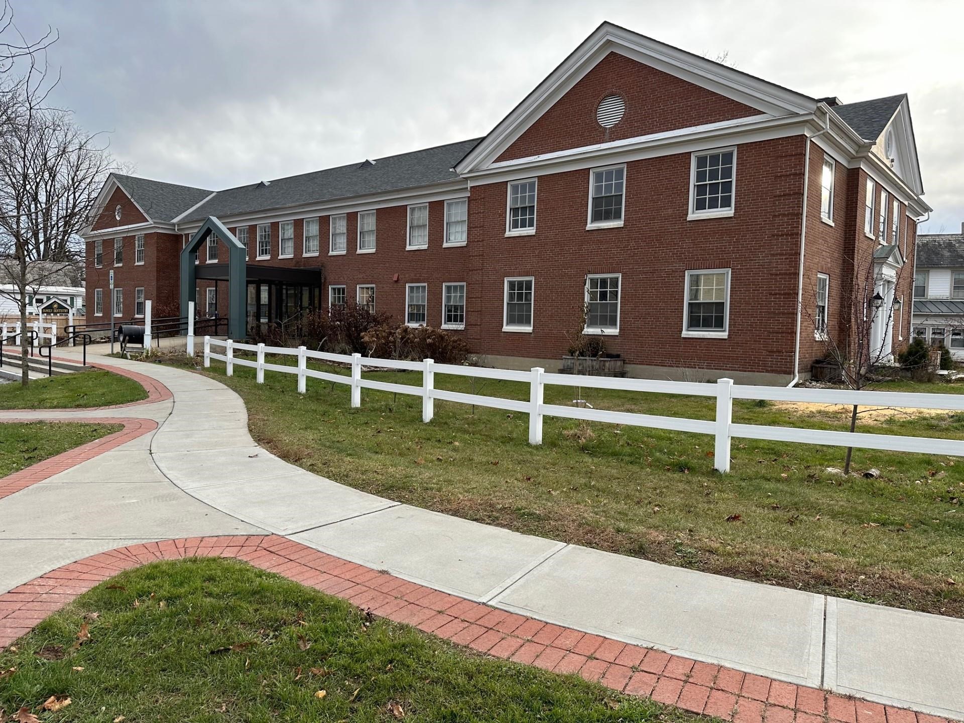 5 Carver St, Brandon, VT 05733