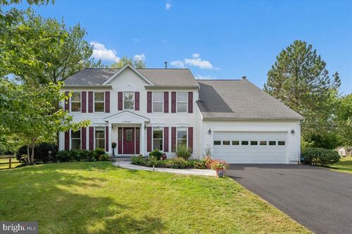 17032 Tom Fox Ave, POOLESVILLE, MD, 20837-2286 | Card Image