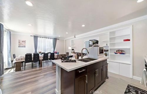 1100 S 2nd St, Alhambra, CA, 91801-4721 | Card Image