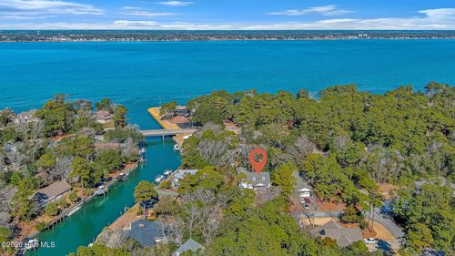 104 Elm Ct, Pine Knoll Shores, NC, 28512-6716 | Card Image