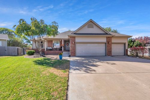 601 Brentwood Pl, Andover, KS, 67002-7512 | Card Image