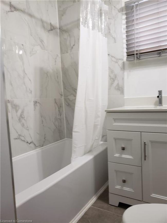 205 Kenilworth Ave N, House other with 5 bedrooms, 2 bathrooms and null parking in Hamilton ON | Image 17