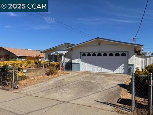 26 Seaview Dr, Bay Point, CA, 94565-1338 | Card Image