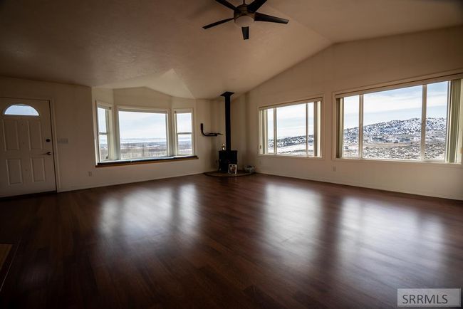 1027 E Butte Rd, House other with 3 bedrooms, 2 bathrooms and 1 parking in Menan ID | Image 18